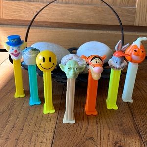 ⚡️ Set of Seven PEZ Very Cool Collection ⚡️